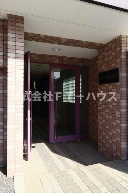シティクレスト壱番館のエントランス