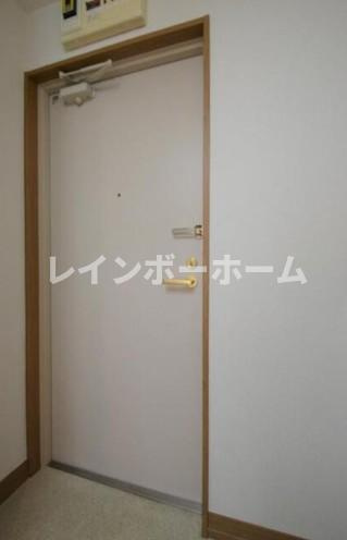 ドエル三陽の玄関