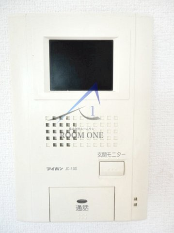 レーブ池袋のセキュリティ|モニター付きインターホンです。