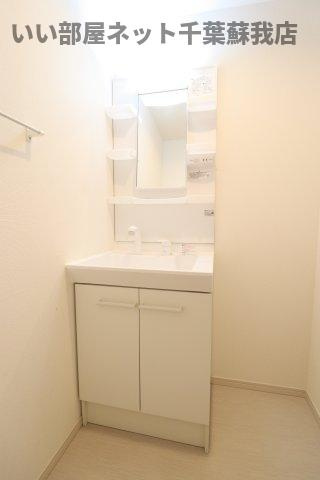 グレイス千葉中央Ⅱの独立洗面台|朝の身支度には欠かせない独立洗面化粧台