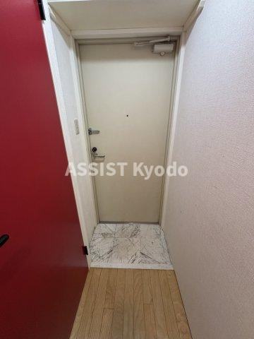ＭＯＤＵＬＯＲ若林の玄関