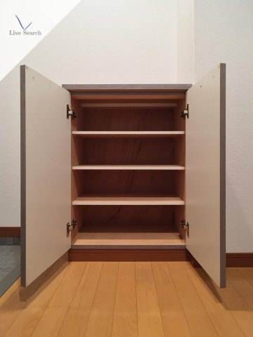 ロイヤル神屋の玄関