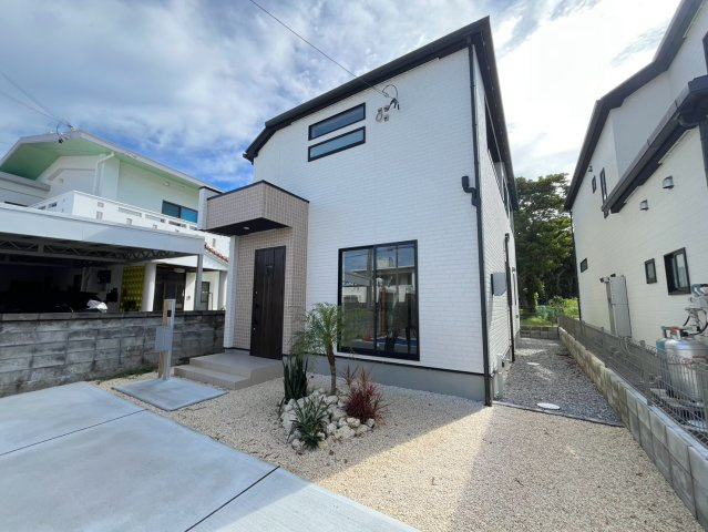 読谷村高志保新築戸建て　1号棟（全2棟）の外観