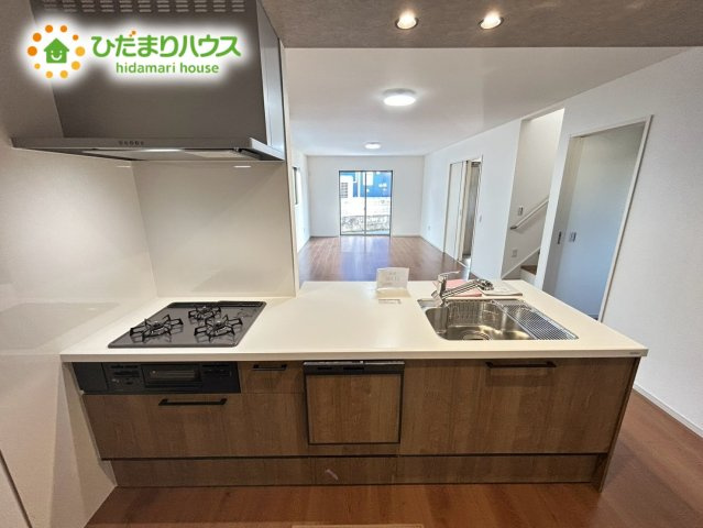 上尾市本町2期　新築戸建　01のキッチン