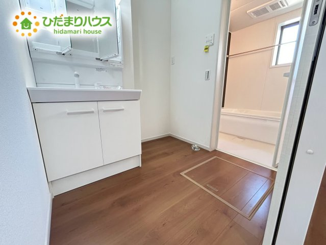 上尾市本町2期　新築戸建　01の洗面所