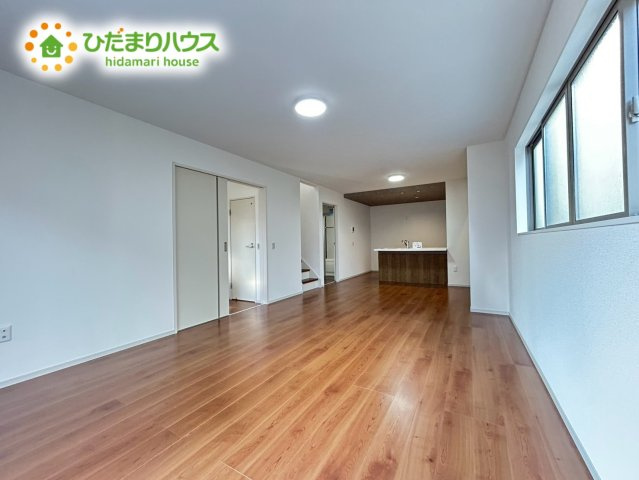 上尾市本町2期　新築戸建　01のダイニング