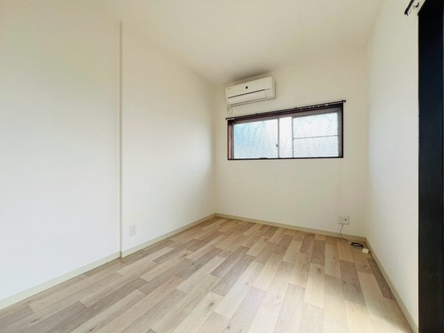 東朝霧丘貸家の子供部屋