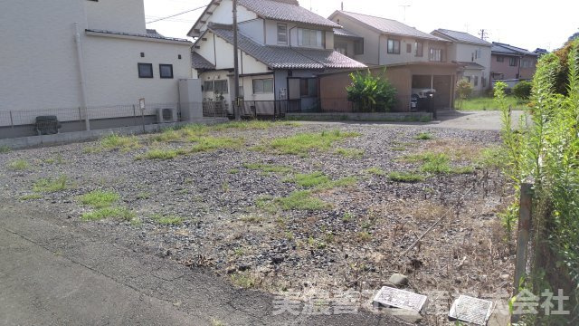 ６７２９９　岐阜市鷺山土地
