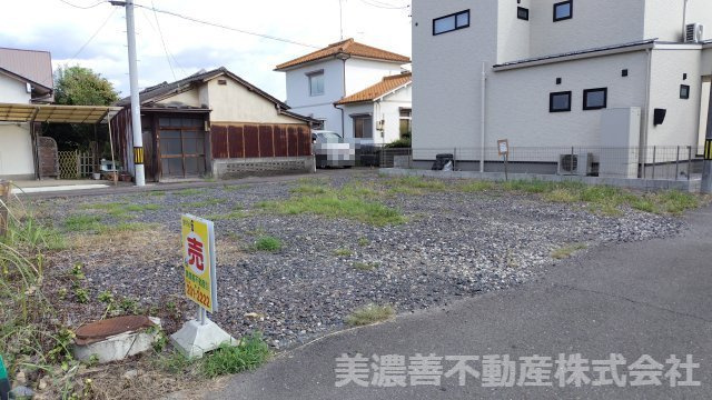 ６７２９９　岐阜市鷺山土地の外観