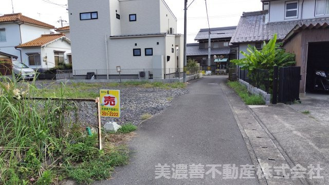 ６７２９９　岐阜市鷺山土地の周辺