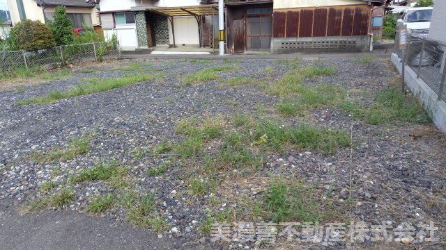 ６７２９９　岐阜市鷺山土地の外観