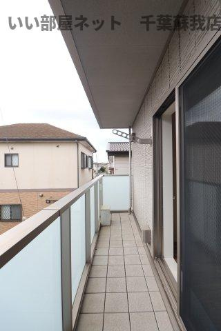 マノワールのバルコニー|洗濯物もよく乾きそうな、陽当たり良好なバルコニーです！