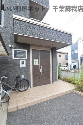 マノワールのエントランス|安心オートロック付き♪