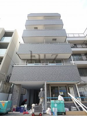 リブリカーサ横浜三ッ沢の外観