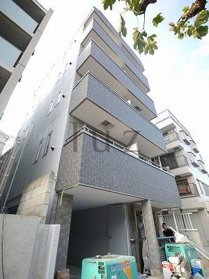 リブリカーサ横浜三ッ沢の外観