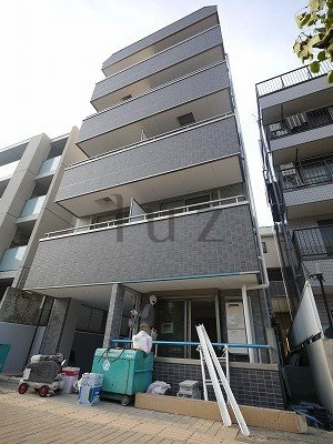 リブリカーサ横浜三ッ沢の外観