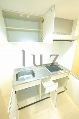 リブリカーサ横浜三ッ沢のキッチン