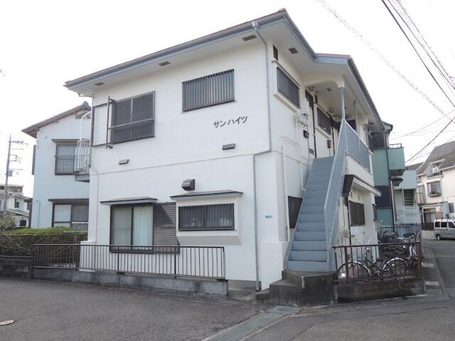川崎市多摩区菅５丁目のアパートの外観
