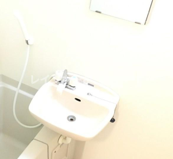 レオパレス飛田給ハイムの洗面所