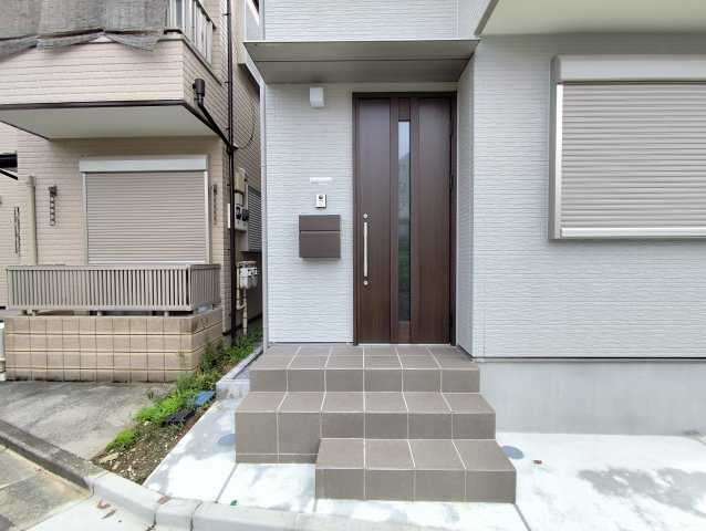 東新小岩7丁目貸家のエントランス