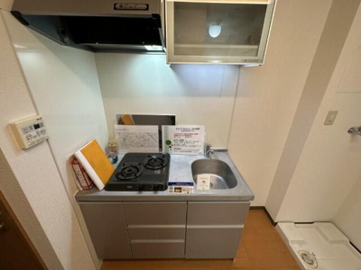 【キッチン】 | ピエ・デ・トロンシェ | コンパクトなキッチンで掃除もラクラク