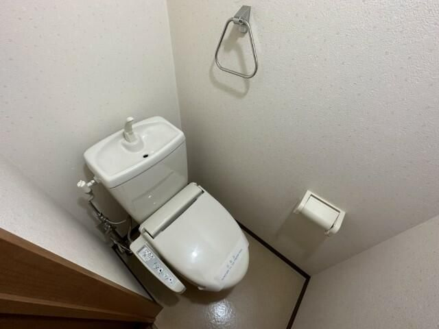 【トイレ】 | ピエ・デ・トロンシェ | トイレです