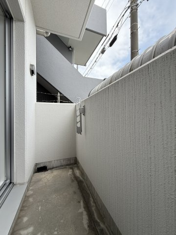 EDIFICE長居のバルコニー
