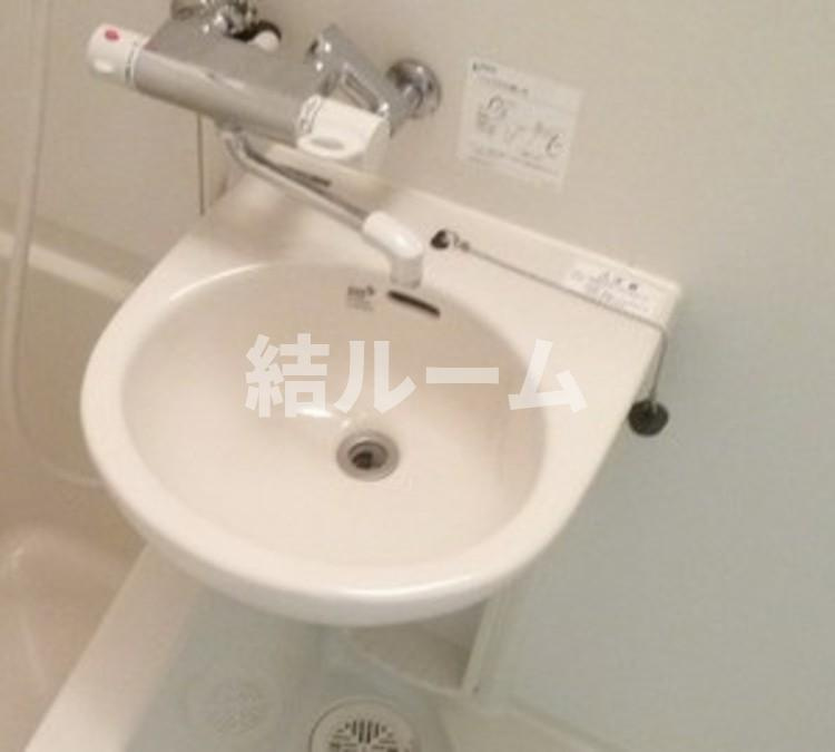 板橋区赤塚２丁目の賃貸マンションの洗面所