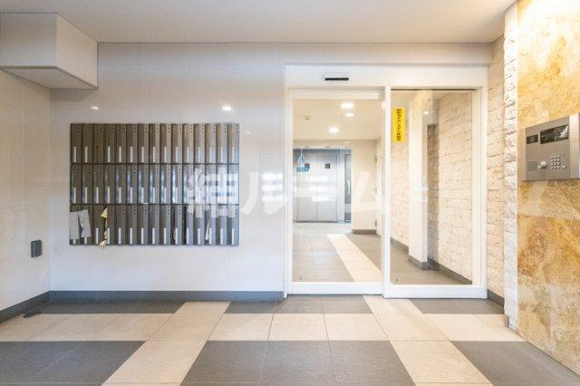 板橋区赤塚２丁目の賃貸マンションのロビー