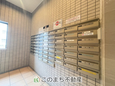 【その他共用部分】 | サーパス駅東通り | エントランス部集合ポスト☆