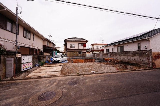 新築　前橋市大利根町１丁目　Heartful　Town　A号棟の外観|現地写真　2026年11月完成予定！類似物件のご内覧等、お気軽にお問合せください♪　							
　							
