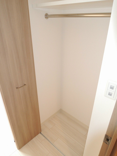 【収納】プレサンス梅田東ディアロ 
