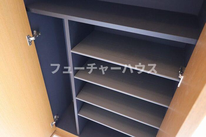 セジュール東石川の玄関