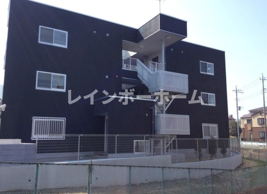 クラリーチェの外観