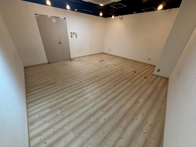 大阪市天王寺区大道１丁目の店舗事務所の内装