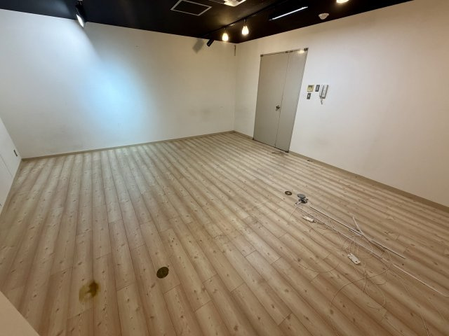 大阪市天王寺区大道１丁目の店舗事務所の内装