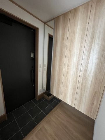 美の浜貸戸建F-8の玄関