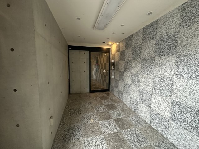 Casa ELEVATO II(カーサエレベート2)の駐車場