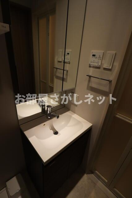 ガリシアレジデンス品川パークサイド【高級賃貸・ブランドマンション】の洗面所