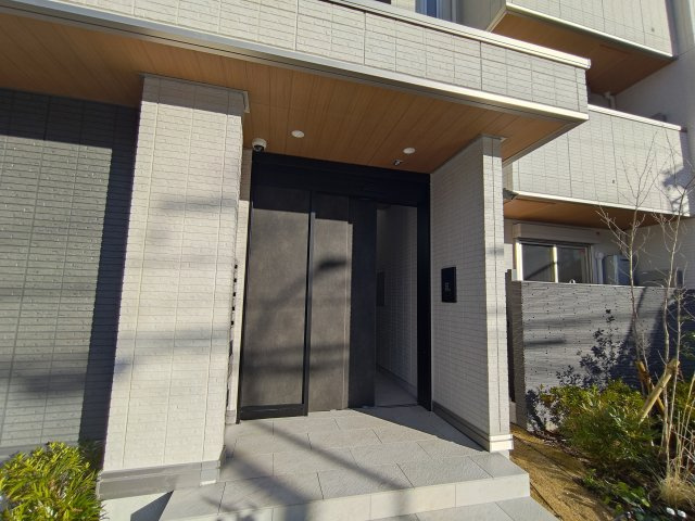 D-residence富田町のエントランス