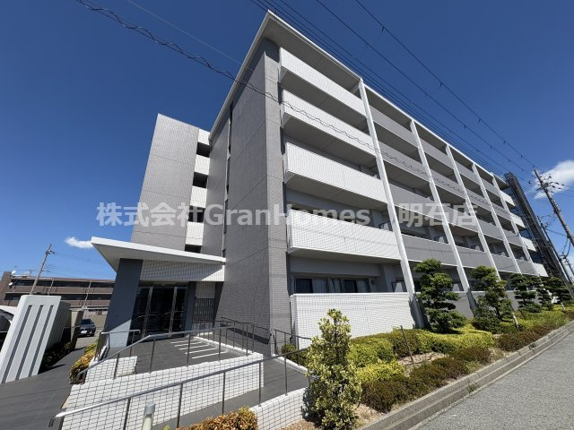 神戸市西区小山３丁目の賃貸マンションの外観