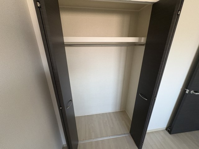 神戸市西区小山３丁目の賃貸マンションの収納