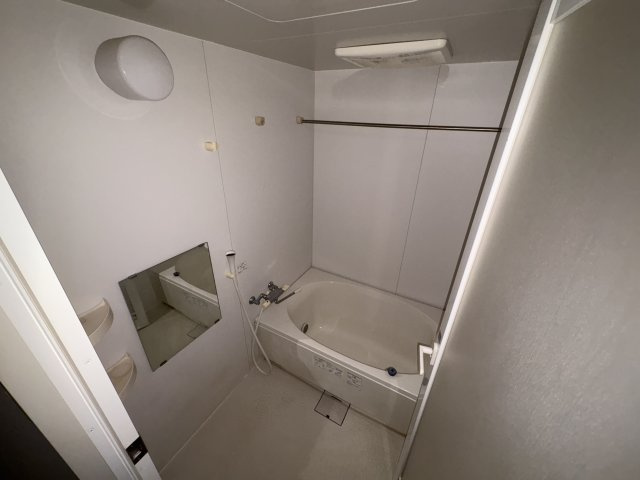 神戸市西区小山３丁目の賃貸マンションの浴室