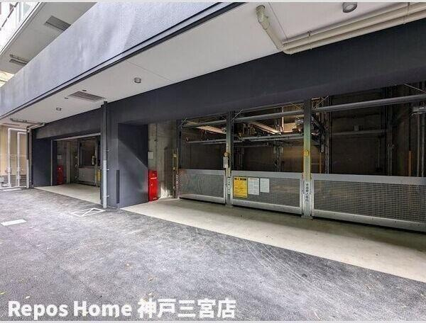 エスリード神戸三宮ヒルズの駐車場
