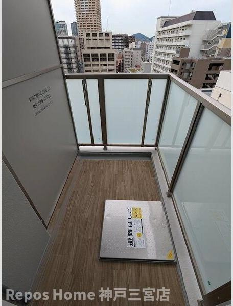 エスリード神戸三宮ヒルズのバルコニー