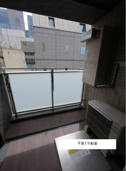 メゾンクラフト神田錦町のバルコニー