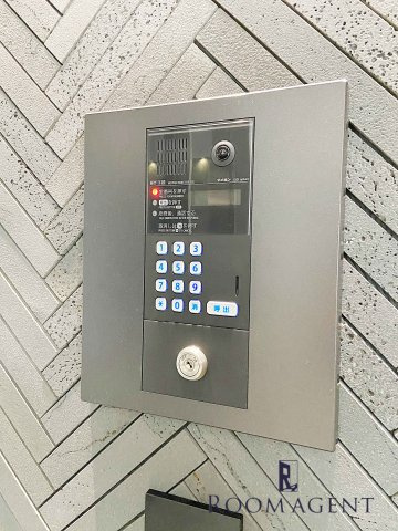 シェリール東桜のエントランス