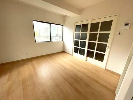 亜土ビルの内装