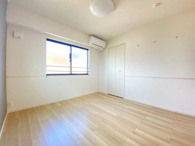 【寝室】 | ベルウッド八街　Ⅵ | ※同タイプの写真となります