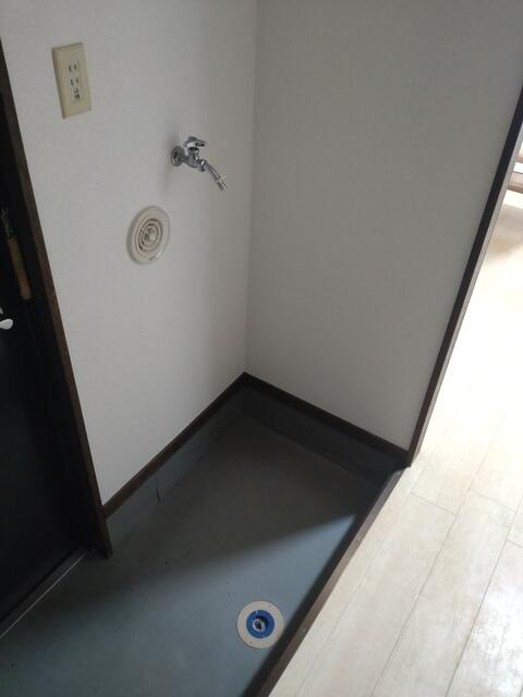 室内洗濯機置場